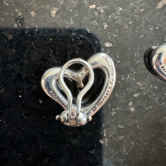 Tiffany silver Elsa Peretti Open Heart earrings - Picture 14 of 14